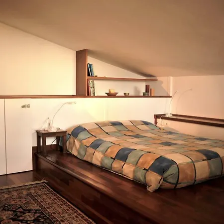 Couette-café Fiera - Mini Attico Bologne